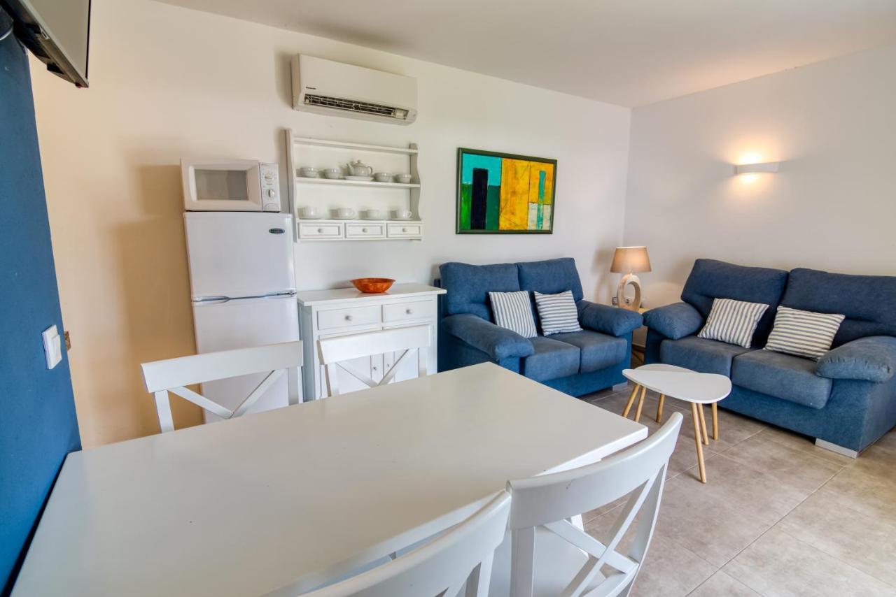 Apartamentos Las Golondrinas Cala en Bosch Ngoại thất bức ảnh