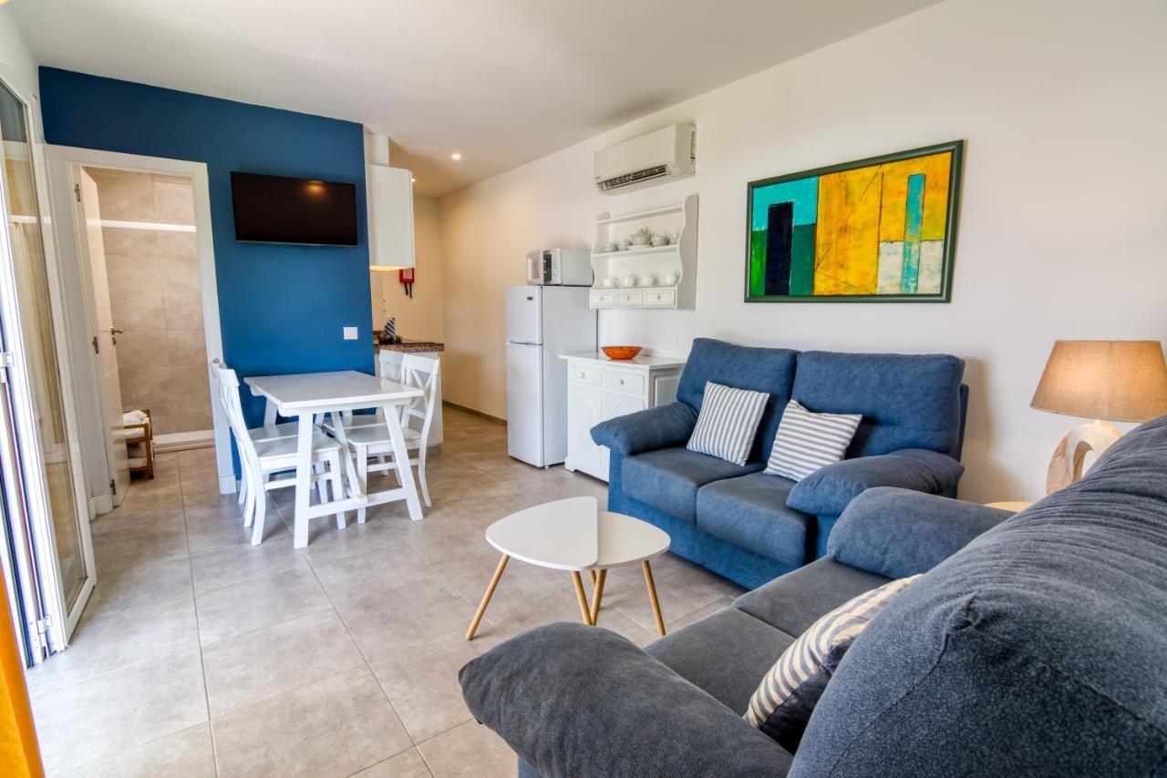 Apartamentos Las Golondrinas Cala en Bosch Ngoại thất bức ảnh